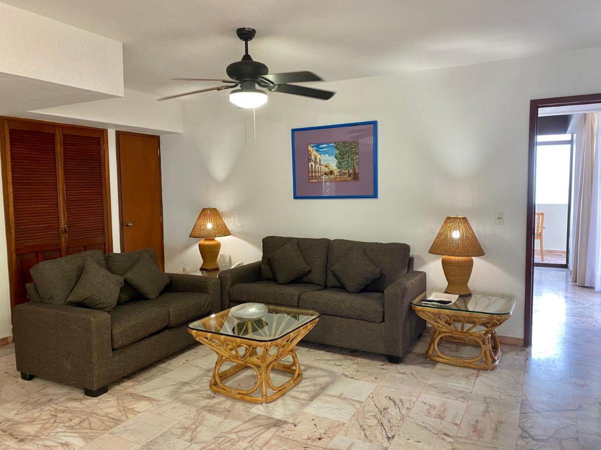 פוארטו ואלארטה Costa Sur Resort & Spa מראה חיצוני תמונה