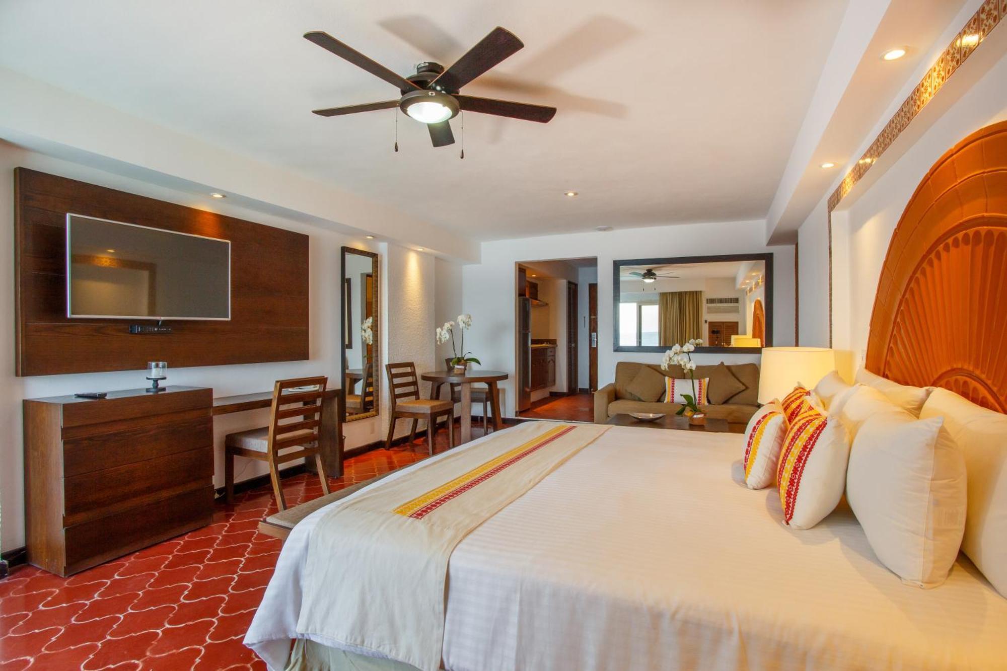 פוארטו ואלארטה Costa Sur Resort & Spa מראה חיצוני תמונה